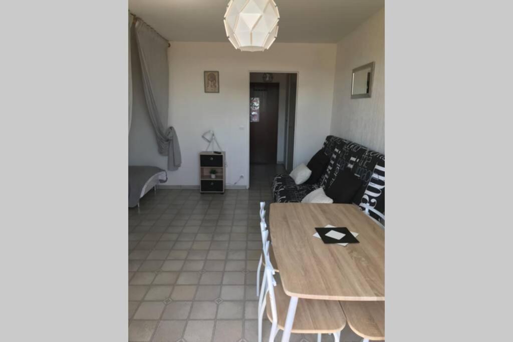 studio meublé classé 2 étoiles - 30m² Gréoux-les-Bains Exterior foto