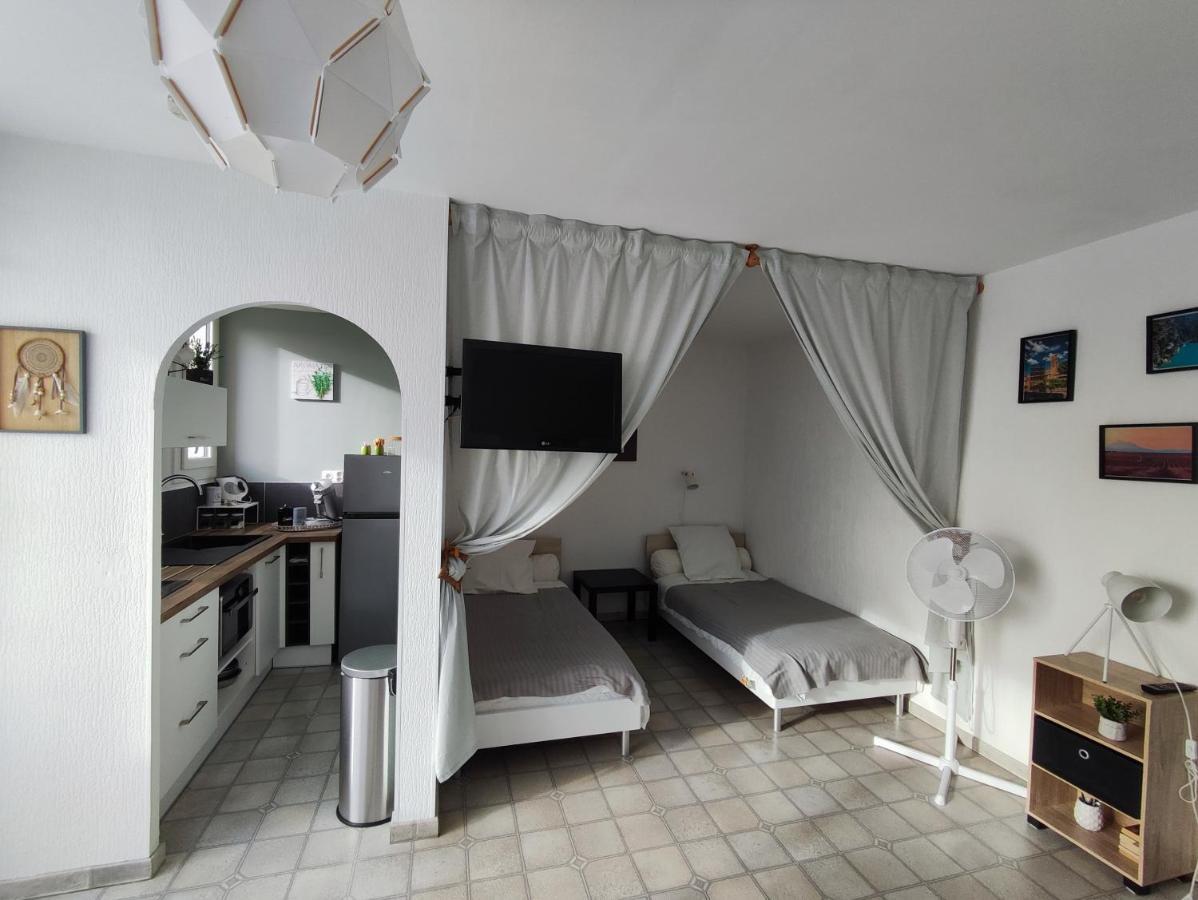 studio meublé classé 2 étoiles - 30m² Gréoux-les-Bains Exterior foto